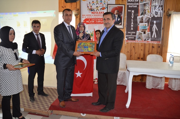 Ilgın Belediye Başkanı, Anneler Günü’nü unutmadı